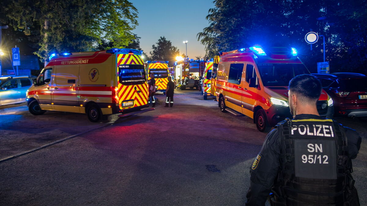 Abgebrochener Ast nach dem Biergarten-Unglück in Steinberg